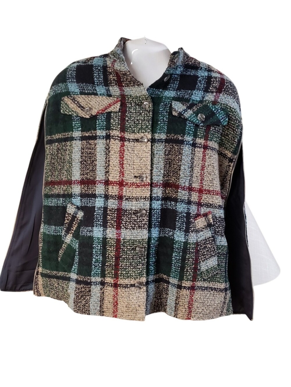 NWT Andersen & Lauth Plaid Bouclé Cape Jacket in Green and Cream Size ALL
